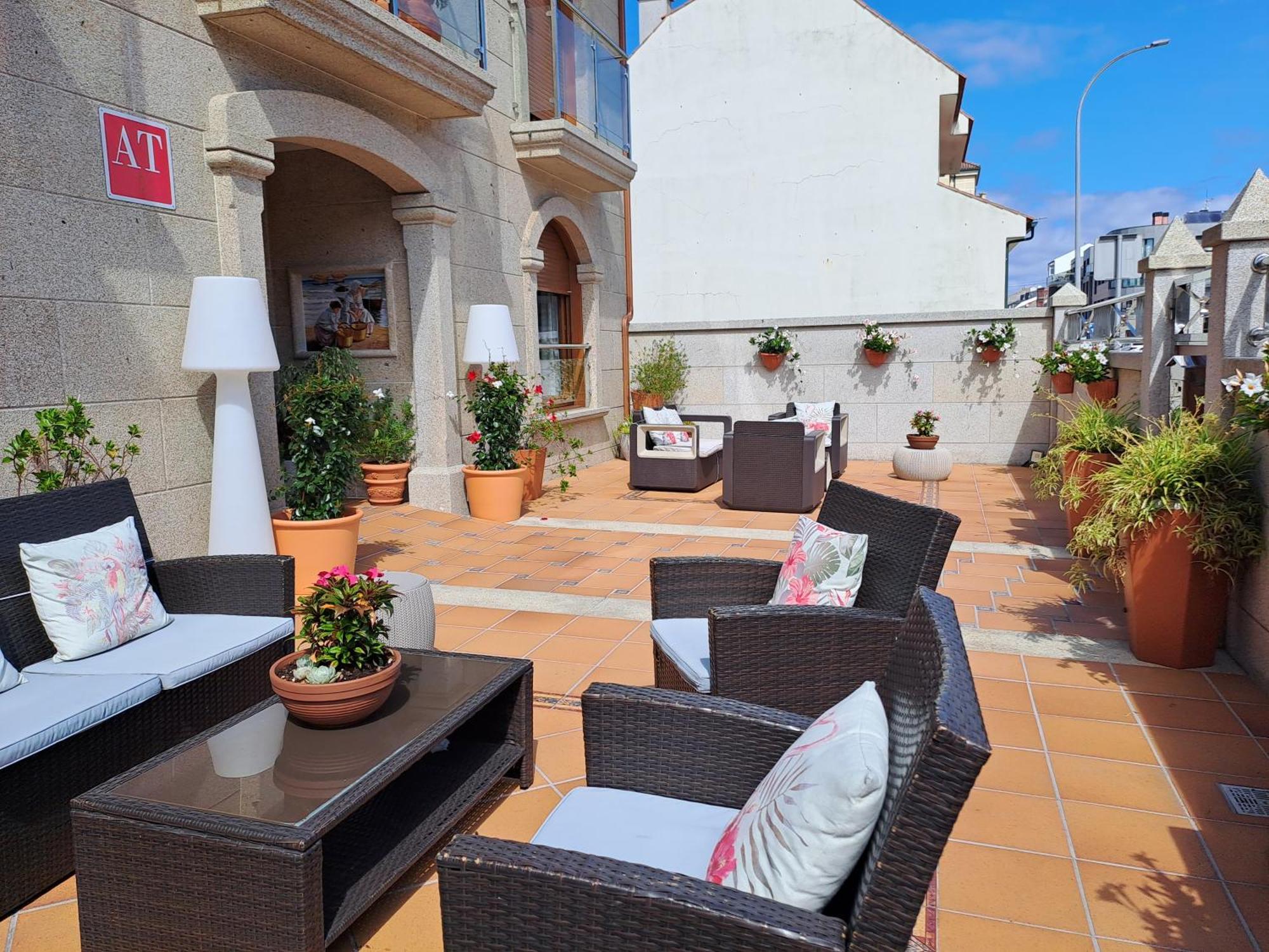 Apartamentos Playa Compostela Vilagarcia de Arousa Bagian luar foto